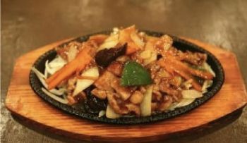 Свинина жареная с овощами (143)