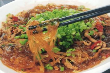 Крахмальная лапша с мясом (81)