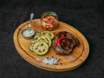 Стейк Рибай