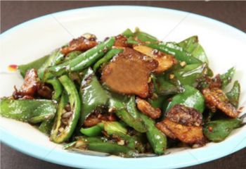 Острый перец чили с мясом (61)