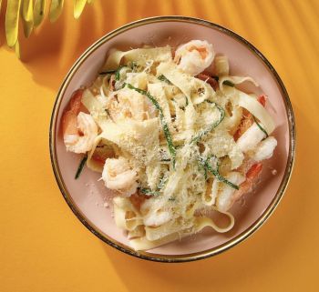 Паста с креветкой в сливочно- винном соусе