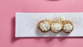 Блинчики с лососем и творожным сыром